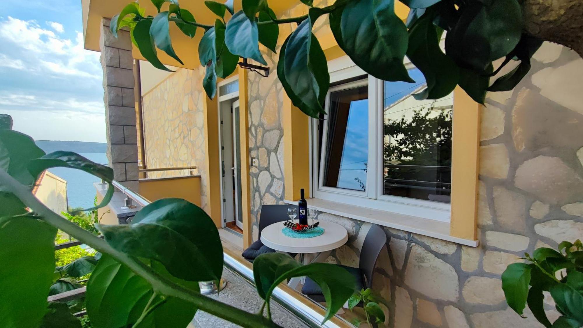 Villa Penava, Private Beach, Pool And 7Min To Trogir Room photo