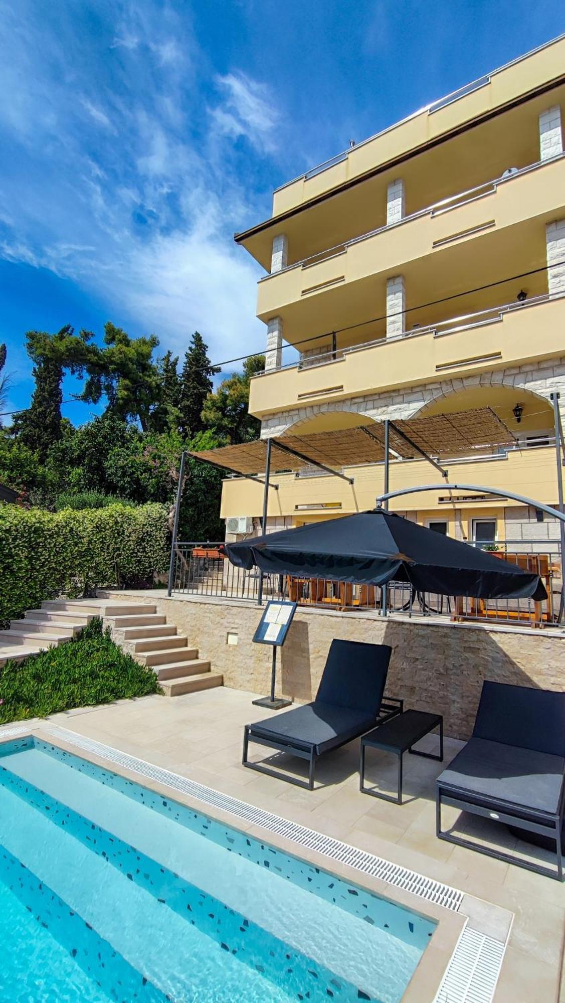 Villa Penava, Private Beach, Pool And 7Min To Trogir Exterior photo